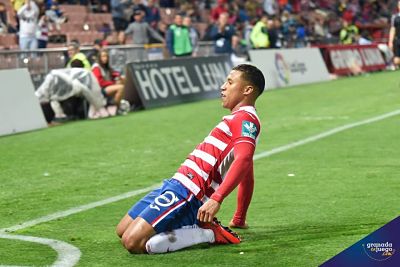 Machís celebrando su último gol como rojiblanco 