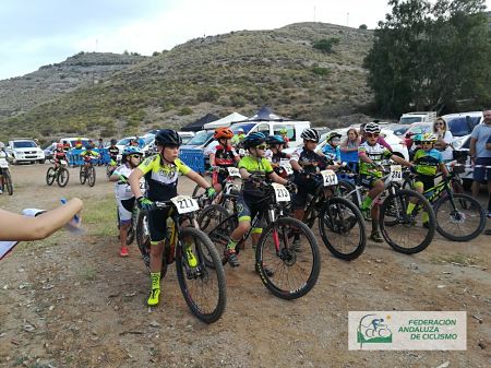 Inicio de la prueba XCO de Torrenueva (FAC)