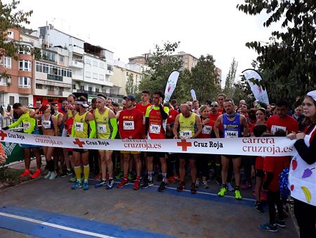 La carrera por la infancia ha congregado a gran cantidad de corredores (EUROPA PRESS) 
