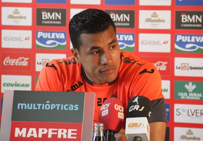 Murillo en una rueda de prensa cuando militaba en el Granada CF (GRJ)