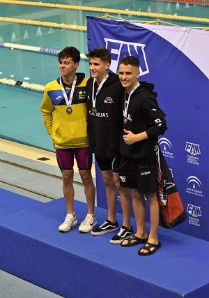 Álvaro Nurminen en el podium en el Campeonato de Andalucía celebrado en Málaga (AYTO. VEGAS DEL GENIL)