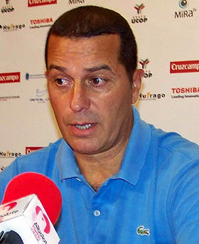 Álvarez Tomé, entrenador del Granada CF Álvarez Tomé, entrenador del Granada CF
