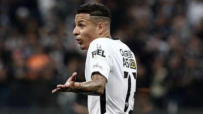 Arana podría vestir de rojiblanco 