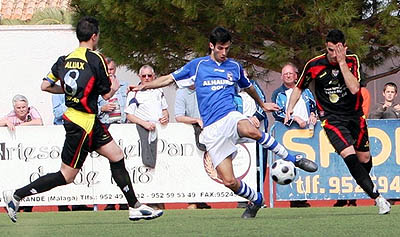 Canillas, jugador del CD Alhaurino, refuerza el ataque lojeño Canillas, jugador del CD Alhaurino, refuerza el ataque lojeño