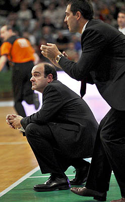 Trifón Poch durante un partido (ACBMEDIA)