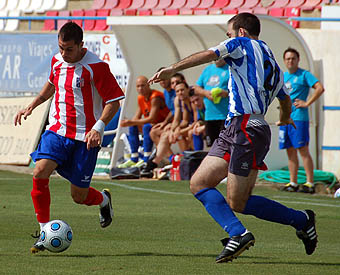 El CD Baza no termina de enchufarse a la Liga (J. M. ALONSO) El CD Baza no termina de enchufarse a la Liga (J. M. ALONSO)