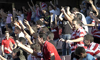 Se prevé una buena entrada para el partido ante el Marbella (AYALA)