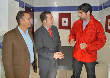 Noel López, alcalde de Maracena, en la visita a las instalaciones Noel López, alcalde de Maracena, en la visita a las instalaciones