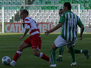 Javi Casares es un fijo en las alineaciones de Tomé (LUIS F. RUIZ)