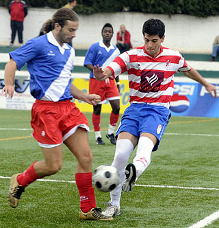 Una acción del Granada B ante el At. Zubia (ARCHIVO) Una acción del Granada B ante el At. Zubia (ARCHIVO)