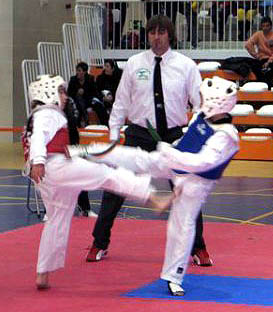 Momento de un combate en el Torneo de Navidad Momento de un combate en el Torneo de Navidad
