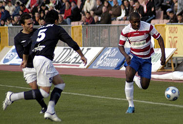 El empate serviría al Granada CF para ser campeón de invierno (AYALA) El empate serviría al Granada CF para ser campeón de invierno (AYALA)