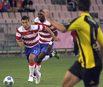 Martín Ortega en el choque de ida jugado en Los Cármenes (L. RUIZ) Martín Ortega en el choque de ida jugado en Los Cármenes (L. RUIZ)
