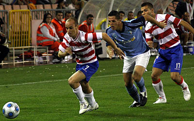 Javi Casares, que puede entrar en el once inicial, en el choque de ida (L. RUIZ) Javi Casares, que puede entrar en el once inicial, en el choque de ida (L. RUIZ)