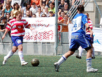Las granadinas doblegaron al conjunto malacitano (ARCHIVO) Las granadinas doblegaron al conjunto malacitano (ARCHIVO)