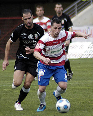 Collantes en una acción ante la AD Ceuta (PACO AYALA)