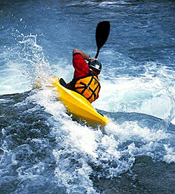 El Club Kayak Guadalfeo es firme candidato para ganar la Copa Andalucía