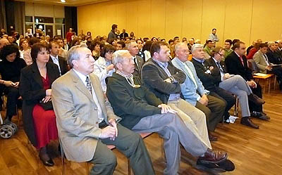 El público abarrotó la sala en la primera gala del montalismo andaluz (GRJ) El público abarrotó la sala en la primera gala del montalismo andaluz (GRJ)