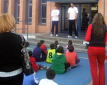 Stefansson y Gutiérrez en el Colegio Carmen de Salles (GRJ) Stefansson y Gutiérrez en el Colegio Carmen de Salles (GRJ)