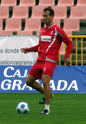 Iván Amaya, jugador del Granada CF, en un entreno Iván Amaya, jugador del Granada CF, en un entreno