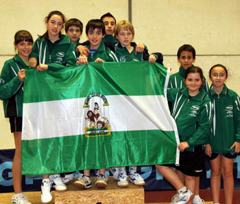 Los componentes de la Selección andaluza en Blegny con los granadinos Ana García, Ángela García y Esteban Cuesta Los componentes de la Selección andaluza en Blegny con los granadinos Ana García, Ángela García y Esteban Cuesta