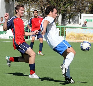 Un momento del partido entre el Gabia y el Imperio