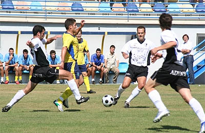 La AD Alcorcón es el rival para el conjunto nazarí (ADALCORCON.COM) La AD Alcorcón es el rival para el conjunto nazarí (ADALCORCON.COM)