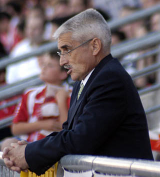 Fabri tuvo que ver gran parte del partido en la grada (AYALA) Fabri tuvo que ver gran parte del partido en la grada (AYALA)