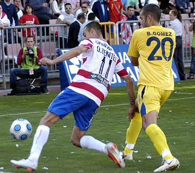 Dani Benítez con Borja Gómez, que estará en la vuelta (PACO AYALA) Dani Benítez con Borja Gómez, que estará en la vuelta (PACO AYALA)