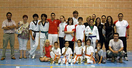 Participantes del Club Reina Isabel en Pedrera (GRJ) Participantes del Club Reina Isabel en Pedrera (GRJ)