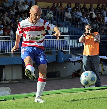 Casares coincidirá con Tomé en el Deportivo Alavés (L. RUIZ)