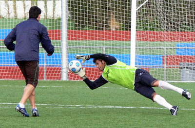 Rafa Martínez durante un entreno con el Antequera (ANTEQUERACF.COM)