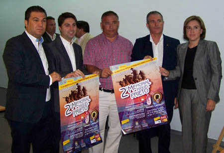 Cordero, Iván López, Alabarce, Molina Maza y Sandra García en la presentación