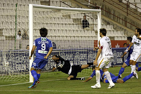 Alex Geijo fue el autor de los dos goles de los rojiblancos en Albacete (LOF)