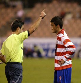 Lesma López ya arbitró al Granada CF en Segunda B