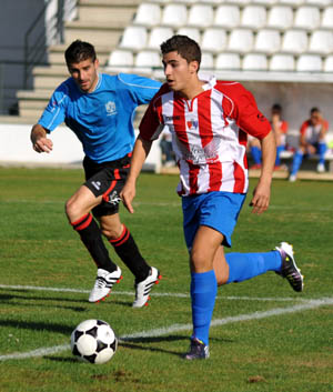 El Arenas, líder de la tabla, recibe al Granada B (BALDO)