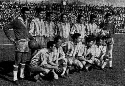 El Granada del segundo ascenso, 56-57. De pie: Candi, Molina, Suárez, Pérez Andréu, Galvis, Baena y Piris; agachados: Ríos, Igoa, Vidal, Navarro y Ben Barek