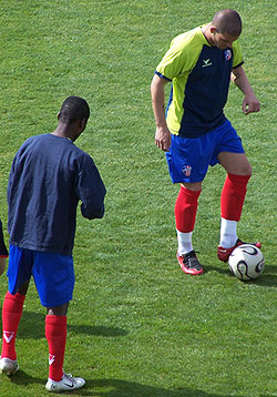Jugadores del CD Baza calentando (ARCHIVO) Jugadores del CD Baza calentando (ARCHIVO)