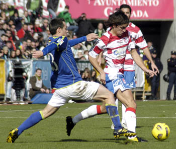 Carlos Calvo no podrá jugar ante el Real Valladolid (PACO AYALA)