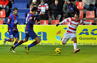 Orellana no podrá jugar con el Granada CF ante el Xerez (BALDO)