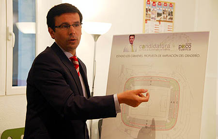 Paco Cuenca durante la presentación del proyecto (GRJ)