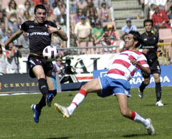 Juande se perfila como titular en la medular (PACO AYALA)