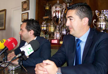 David Navarro y Pedro González Segura durante el acto de presentación. (GRJ)