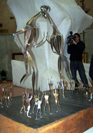 Maqueta del monumento a la afición rojiblanca (GRJ)