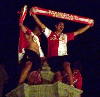 Dani Benítez y Roberto coronan la Fuente de las Batallas (GRJ)